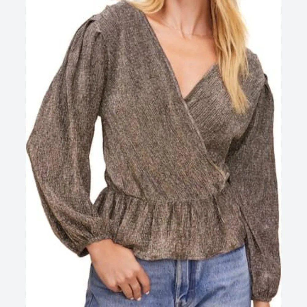 Astr Gold Metallic Peplum Top Size XS Suplice Metallic Puff Sleeve